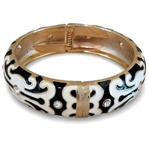 Beautiful Vintage-Inspired Black & White Enamel Bangle Bracelet